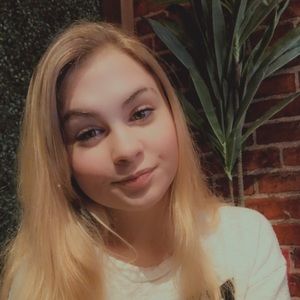 Meet your Posher, Kara